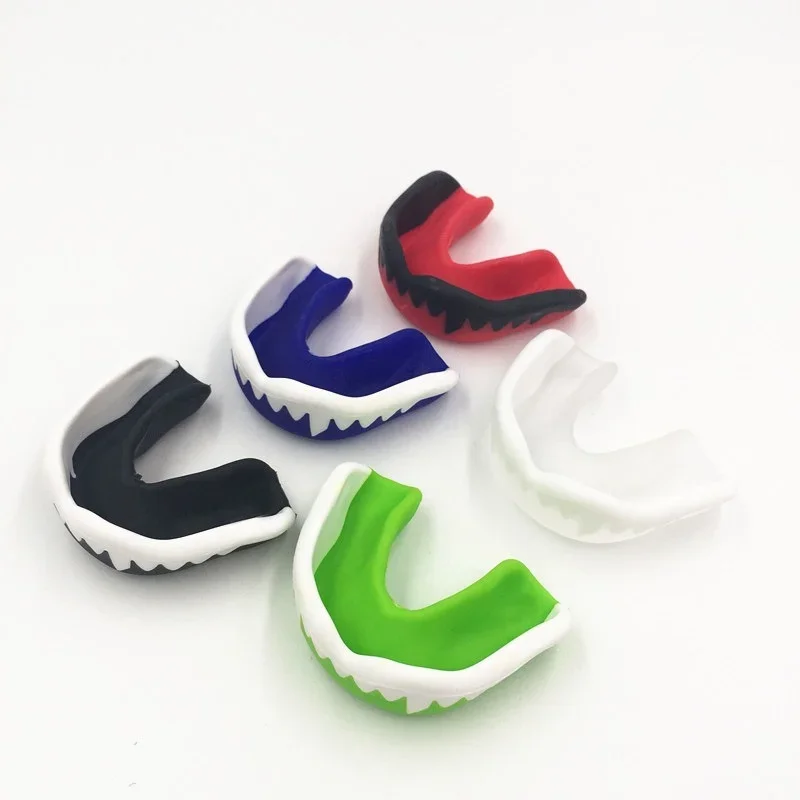 

2022 Professional Muay Thai Mouthguard EVA Boxing Mouthguard Sports Braces Box Taekwondo Sanda Rugby Mouthguard