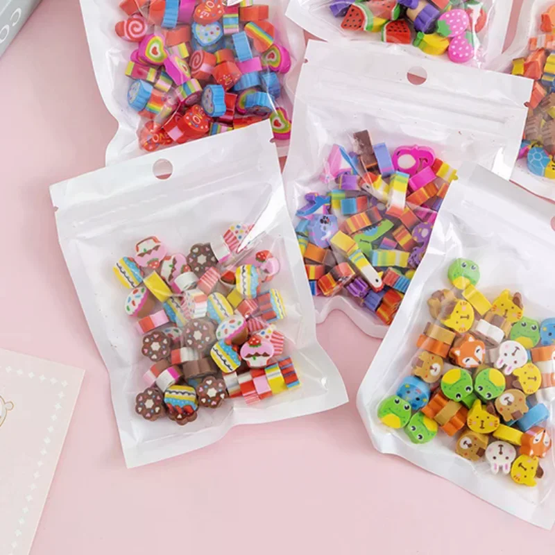 50 unids/bolsa Kawaii borrador creativo de dibujos animados Mini lápiz de goma Animal fruta borradores de Navidad para niños suministros de papelería escolar