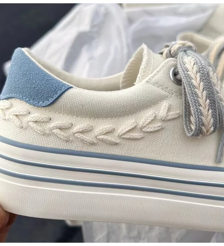 Platform Vulcanized Shoes Women Canvas Skate Shoes Casual Flats Sneakers Female Fashion Comfort Slip-on Sneakers Zapatos Mujer