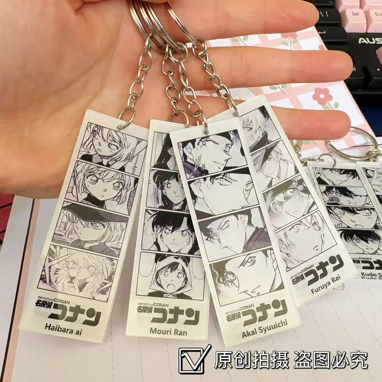 جديد المحقق كونان المفاتيح شفافة الغراء الأسود أربعة قصر شبكة الإبداعية التذكارية قلادة أنيمي طفل الطرفية
