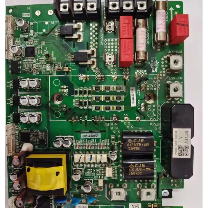 

Плата управления MC707 A AC58109, тестирование прошло успешно. Плата материнской платы, тестирование прошло успешно.