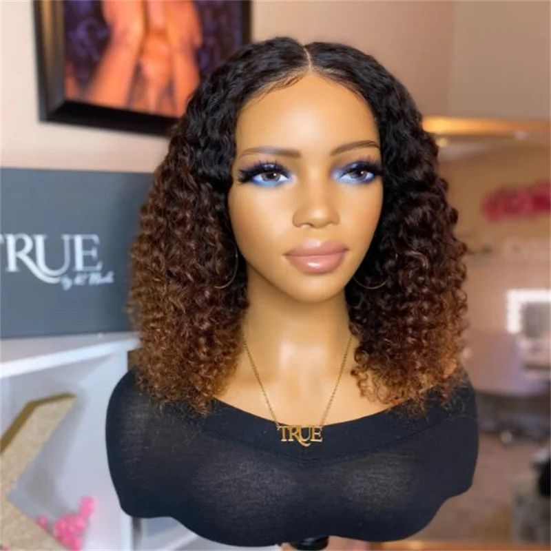 Wig Depan Renda Keriting Keriting Coklat Ombre Dipetik Lembut dengan Kepadatan 180 Bob Pendek untuk Wanita Kulit Hitam dengan Rambut Bayi Tanpa Lem Tekstur Bagus