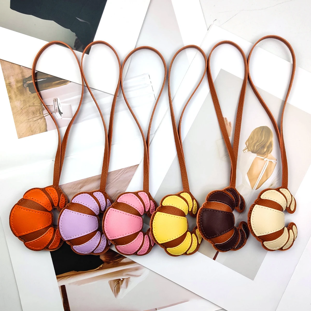 

Uniesx Bag Pendant Korean Retro Harajuku Leather Contrasting Croissant Fashionable Trendy Bag Accessories High-quality Keychain
