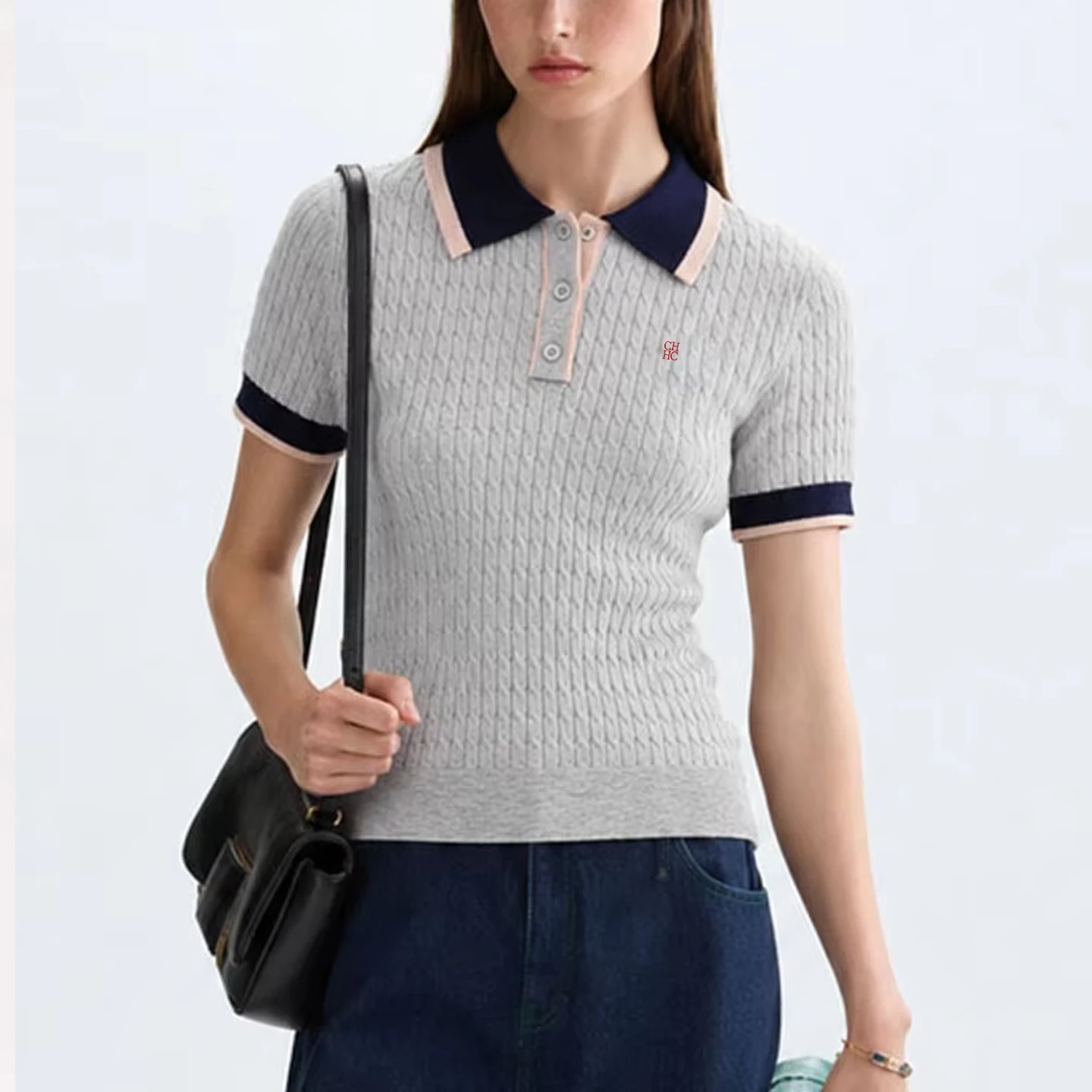 CH Damen Strick-Poloshirt Kurzarm Zopfmuster Besticktes Logo Kontrastkragen Lässiges Elegantes Sommer-Oberteil – Detail 4