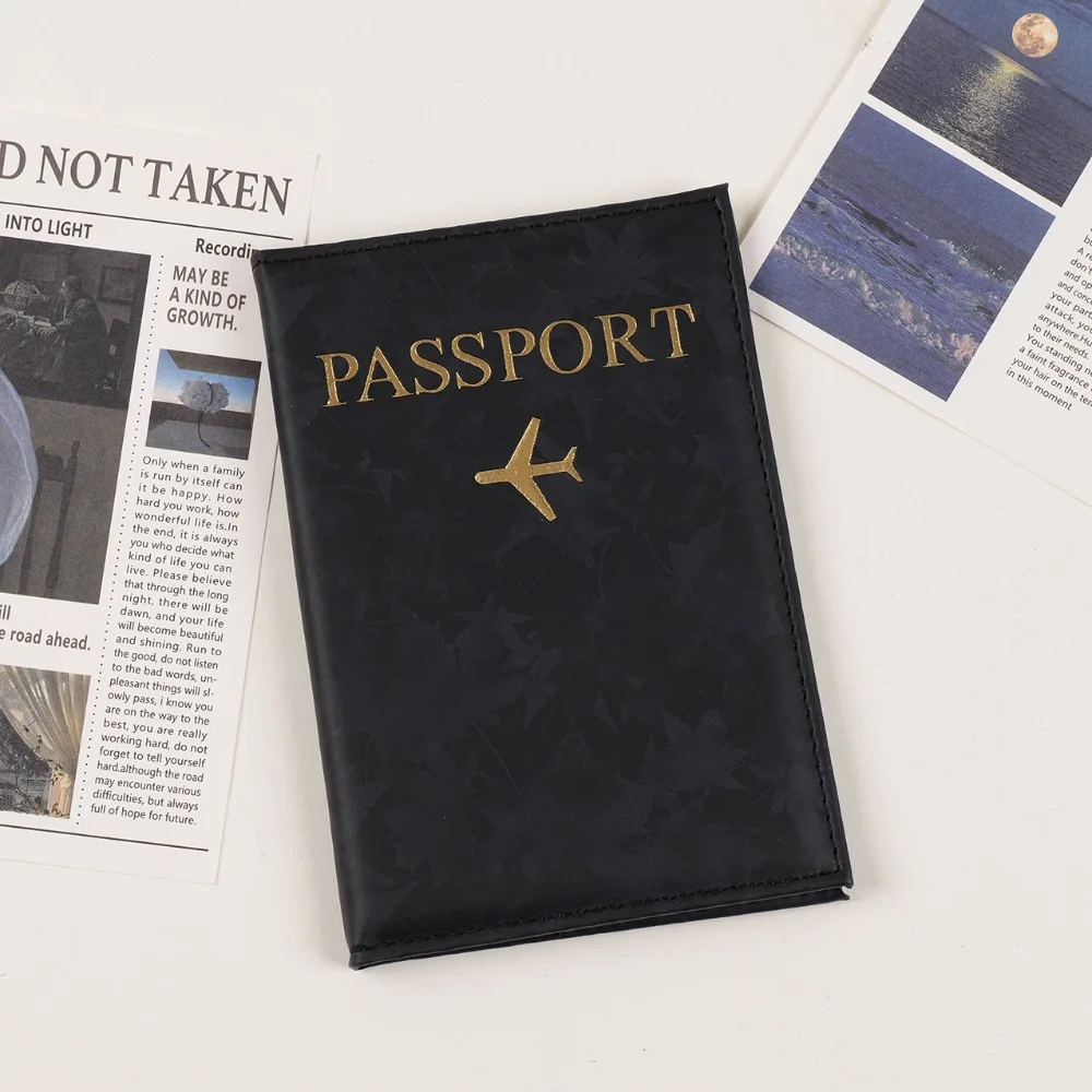 

Portable Maple Leaves Print Passport Holder PU Leather Waterproof Credit Card Case Multi-function Passport Cover Travel