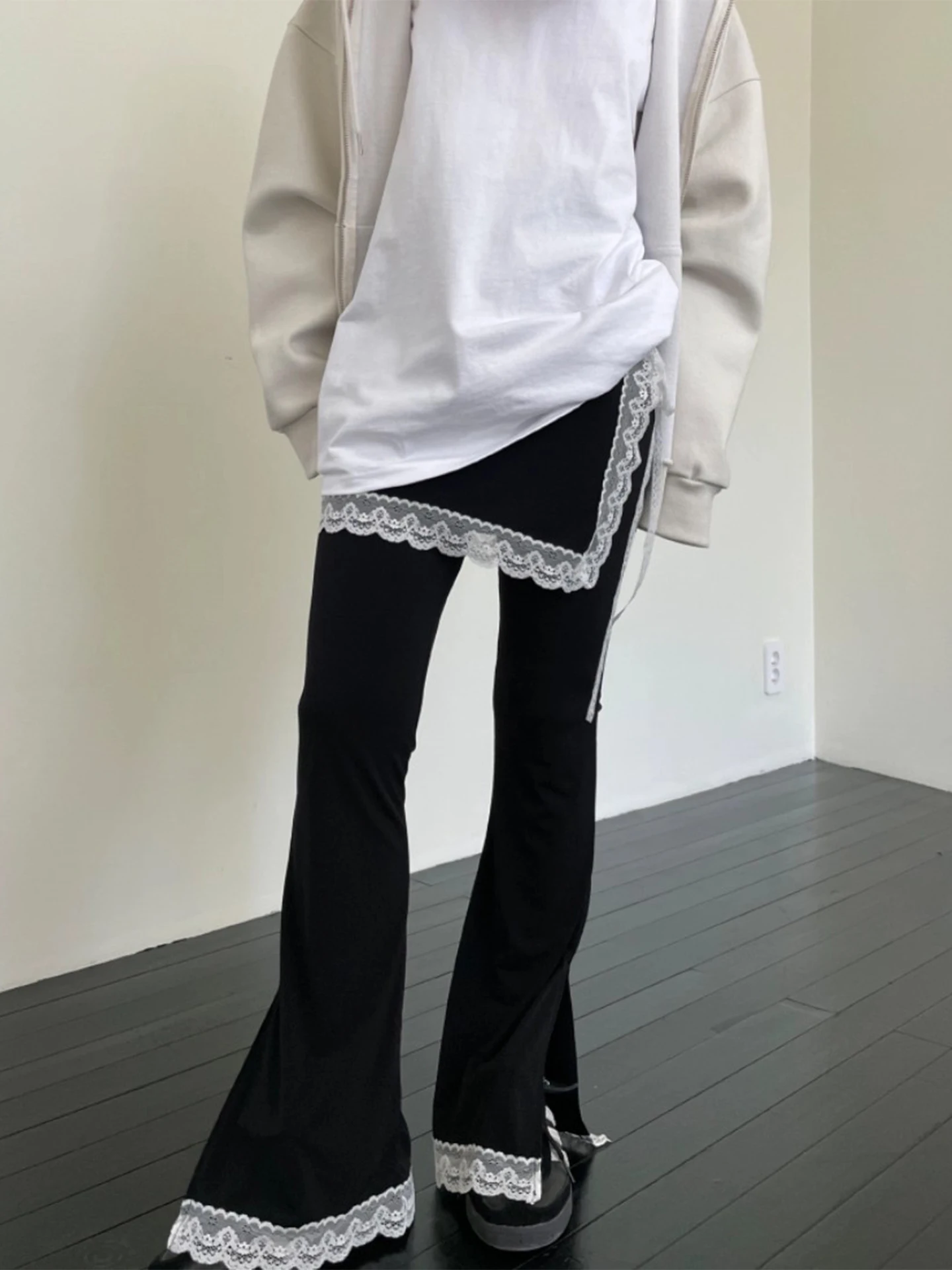 

Повседневные брюки с асимметричным кружевным подолом, женские прямые брюки с высокой талией, осенне-зимние расклешенные брюки, дизайн Sense, лоскутное шитье