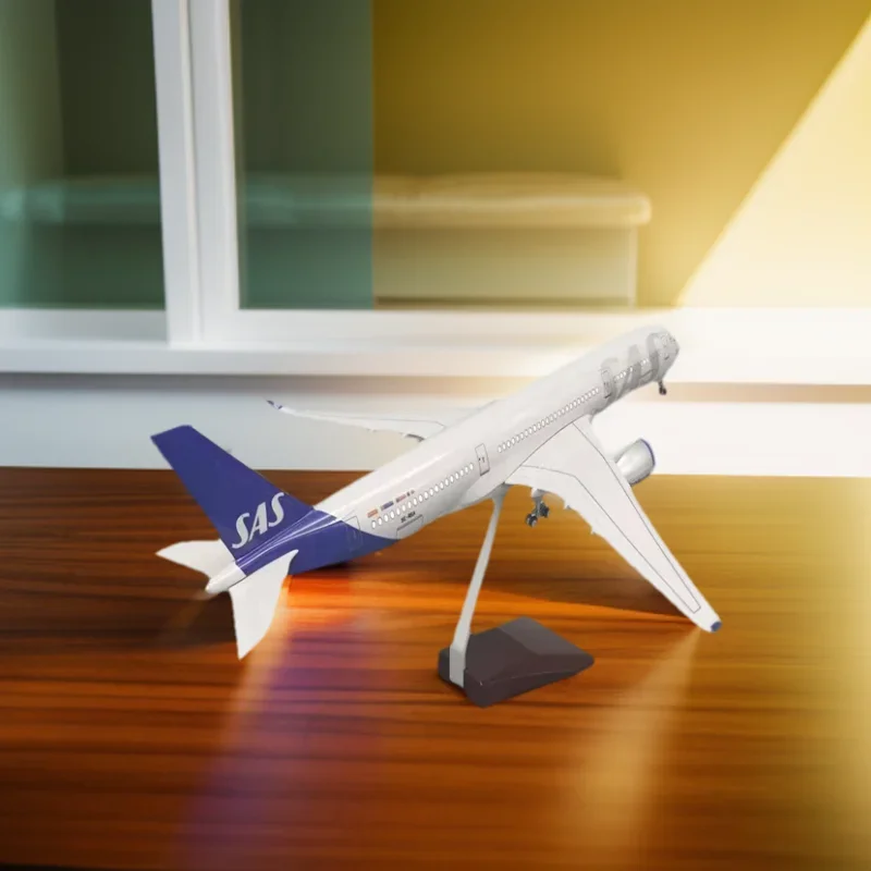 

Kids Display Gift 47CM Airbus A350 Scandinavian Airlines (SAS) With Wheels And Lights Simulation Civil Aviation Aircraft Toys