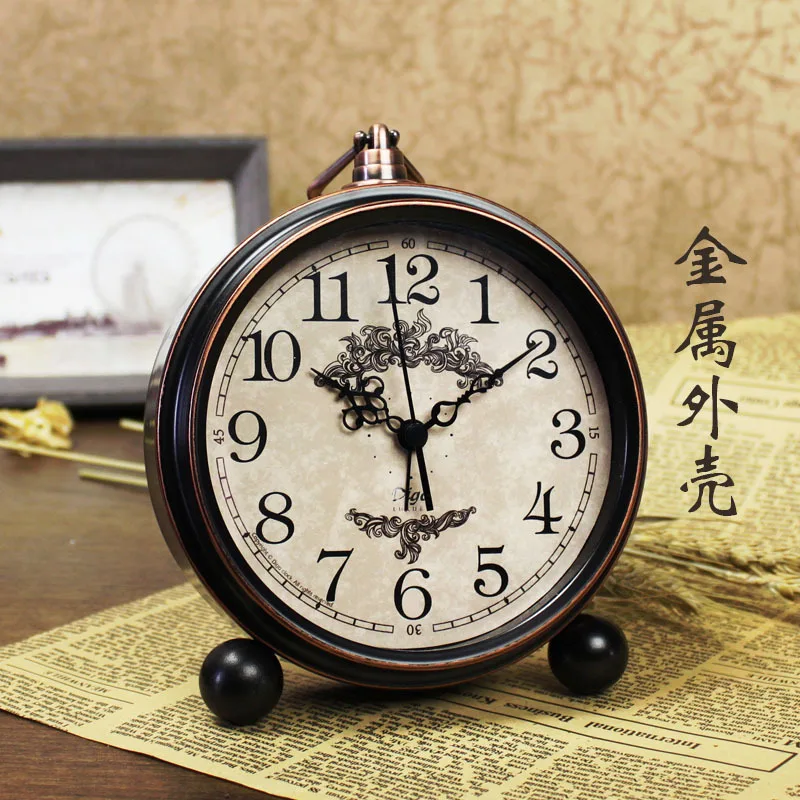 

LH Creative Clock Products Desk Clock Retro Alarm Clock, Home Light Luxury