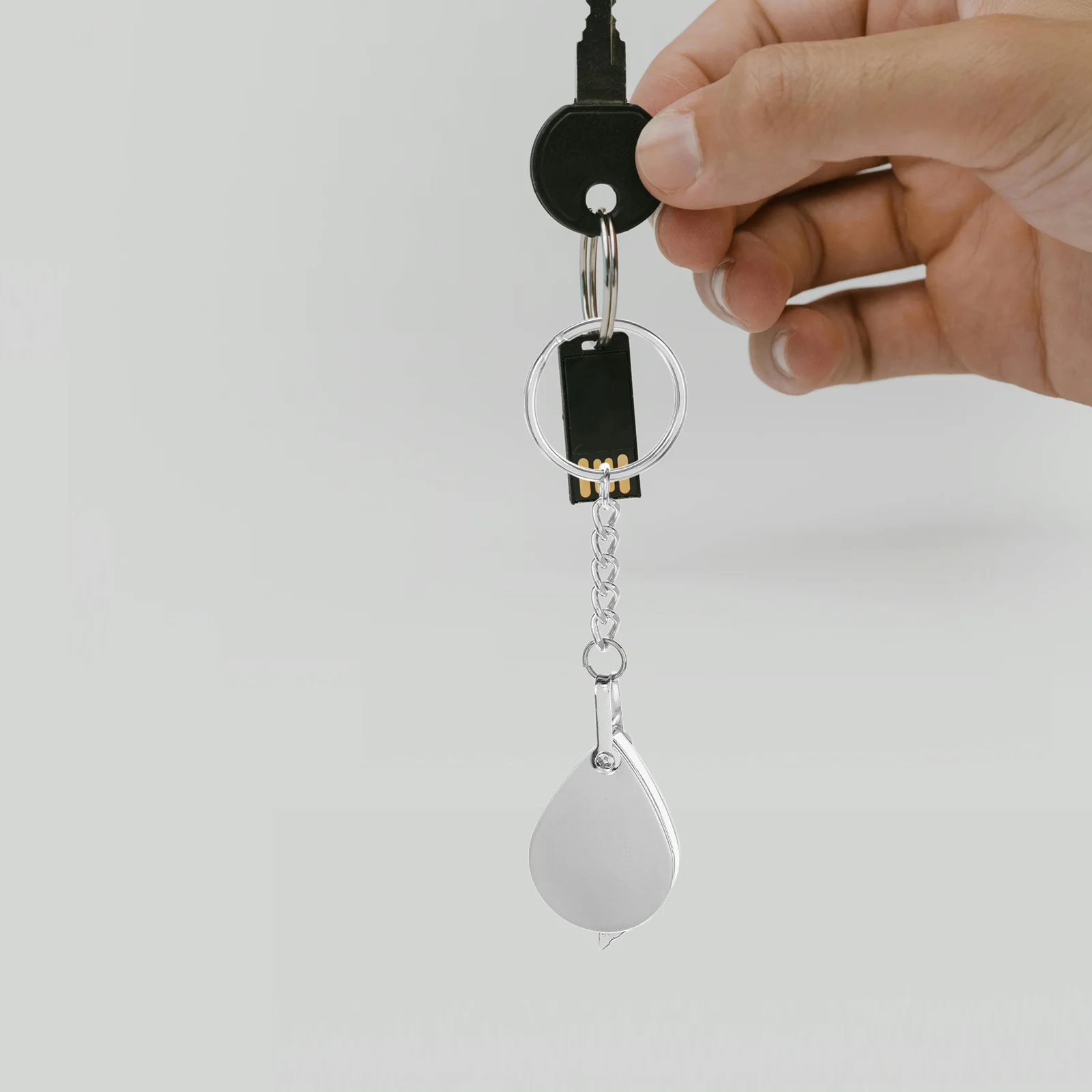 

Pocket Folding Magnifying Glass Keychain Mini Magnifier Portable Reading Loupe Jewelry Inspection Observation Hand Lens