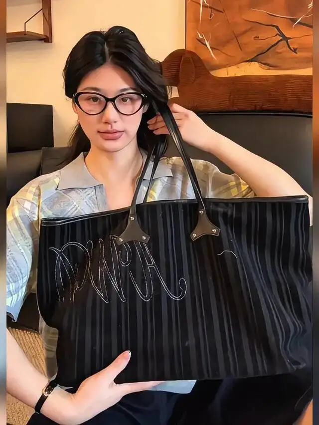 Bloom Stripe Black Tota Handbag Women Vintage Large Capacity Y2k Shoulder Bags Female Casual Shopping Underarm Bag 2025