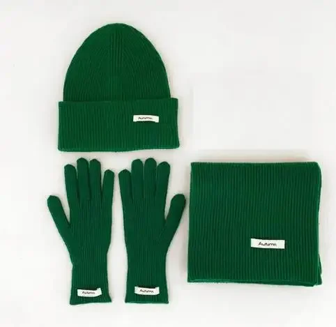 Women\'s Basil Green Winter Hat Scarf Gloves Set Long Neck Kint Scarf Valentines Women\ main image 3