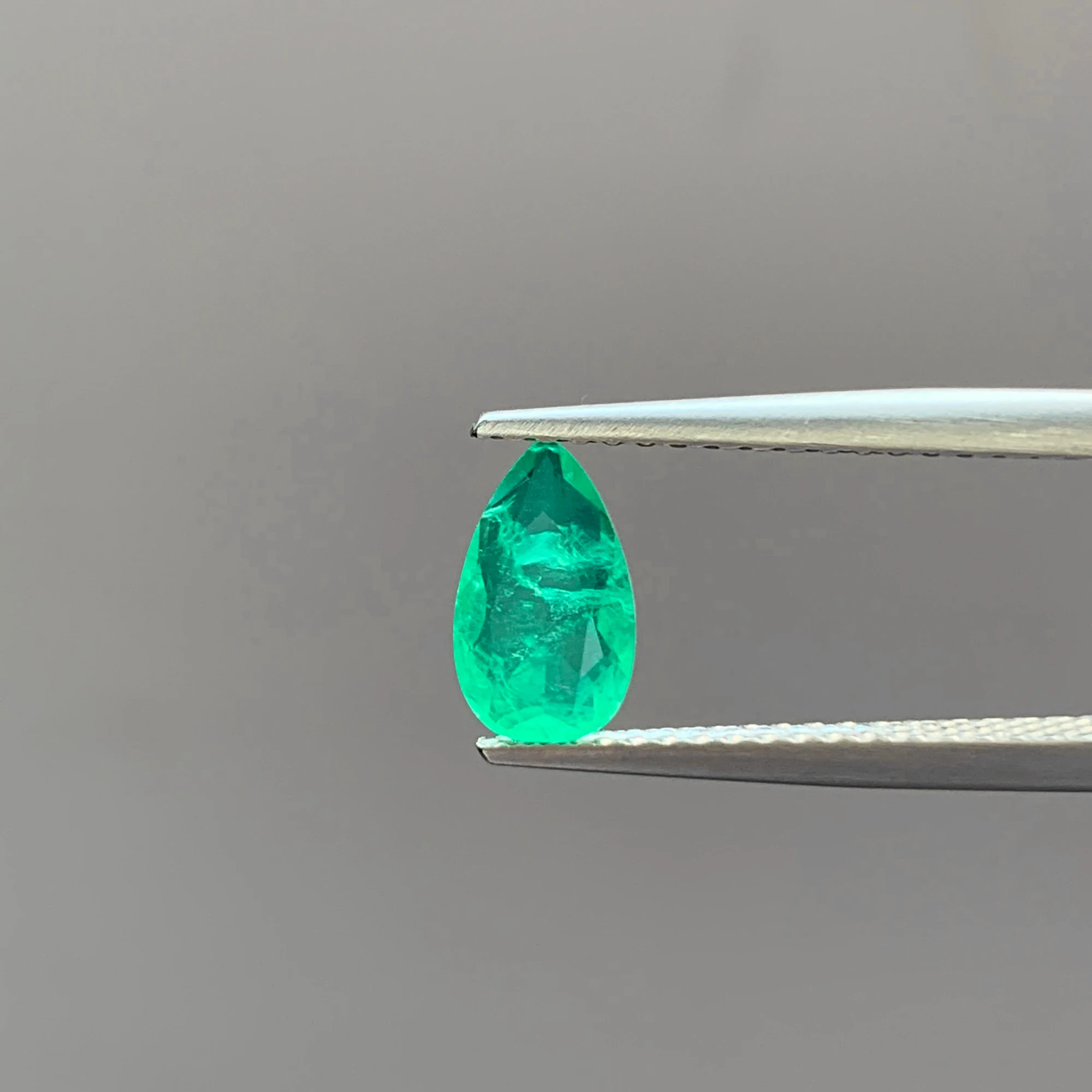 Popular Pear Cut Fu…