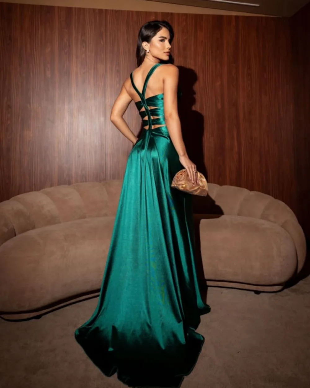 Customized Satin Mermaid Front Slit Prom Gowns  Sweep Train Evening Dresses Backless Pleat Party Dresses فساتين للمناسبات الخاصة