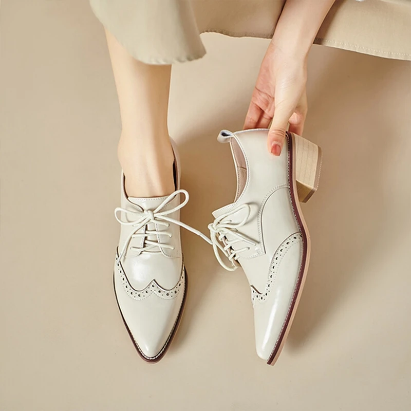 NEW Spring/Autumn Women Brogue Split Leather Shoes for Women Pointed Toe Chunky Heel Women Pumps Lace-up Shoes High Heel Shoes