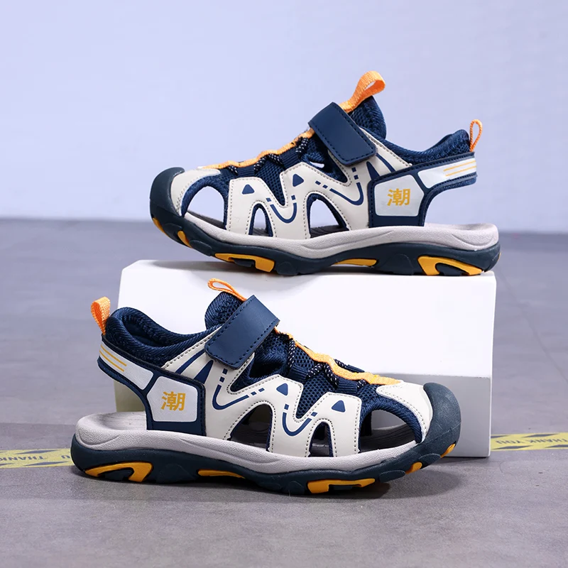 

Childrens Sandals 2025 Summer Medium Large Non-slip Wear Resistant Soft Bottom New Lightweight Childrens Outdoor Beach Sandals