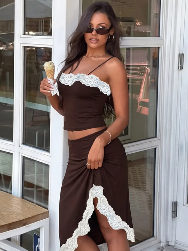 

Комплект Sibybo: топ-камизоль без рукавов с кружевными вставками и длинная юбка на бретельках, весенний облегающий уличный наряд