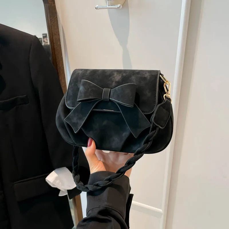 

Cute Vintage Bow Detail Saddle Bag for Women Lightweight One-shoulder Handbag