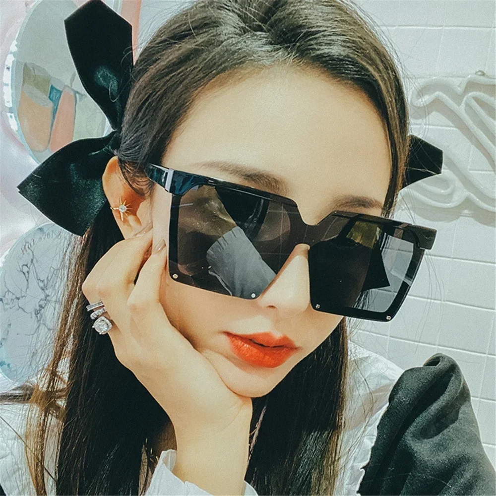 

Big Frame Cat Eye Sunglasses for Men Women Designer Vintage Rivet Glasses Luxury Oversize Eyeglasses Female Male Eyewear