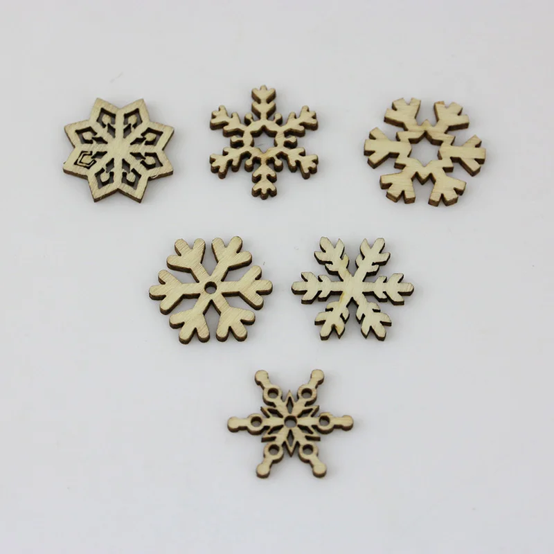 (100 Pieces/pack) 25mm Wooden Snowflake Mixed Snowflake Christmas Tree Pendant New Year Home Decorations