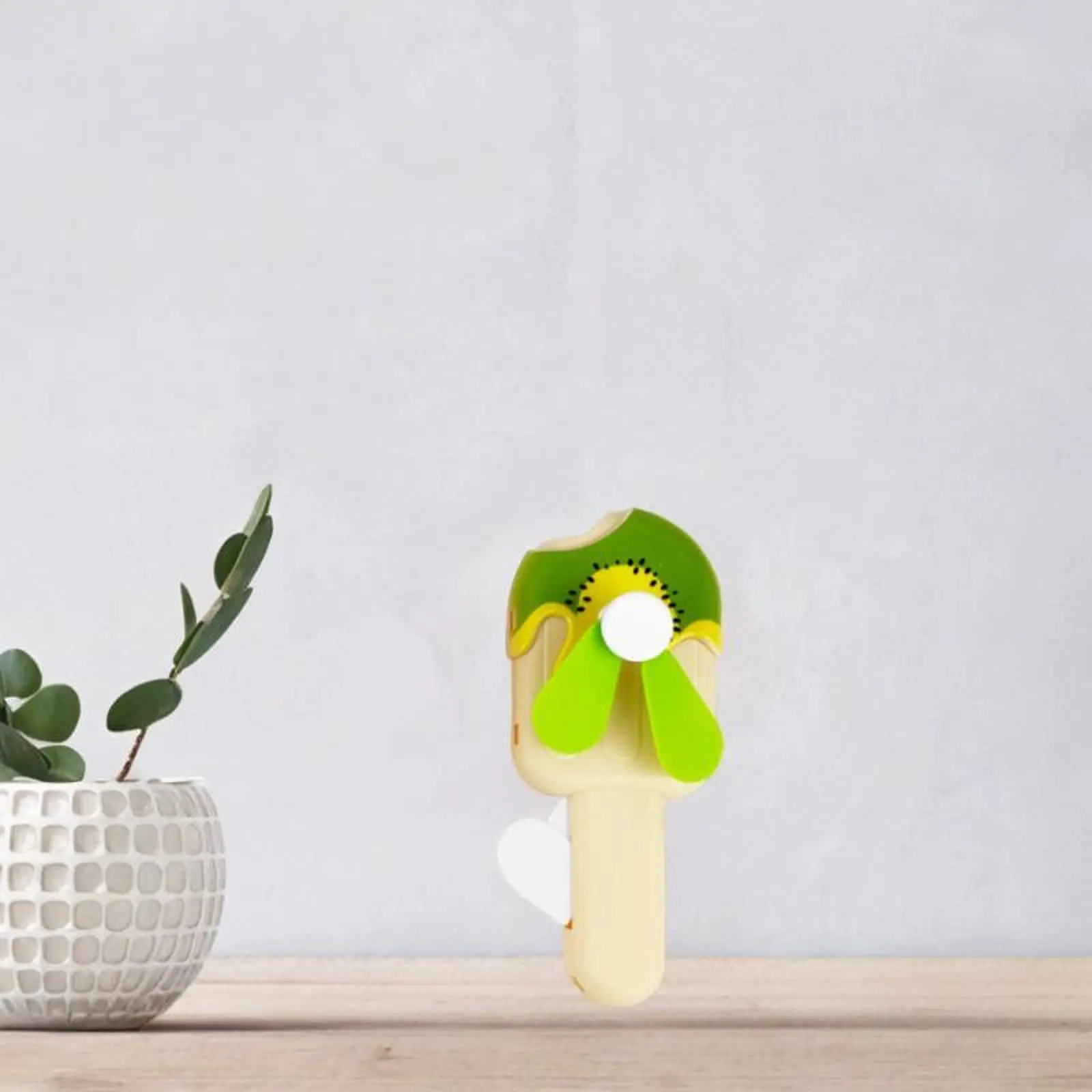 Ventilatore portatile Pressa manuale Ventilatore personale leggero e adorabile Colore casuale