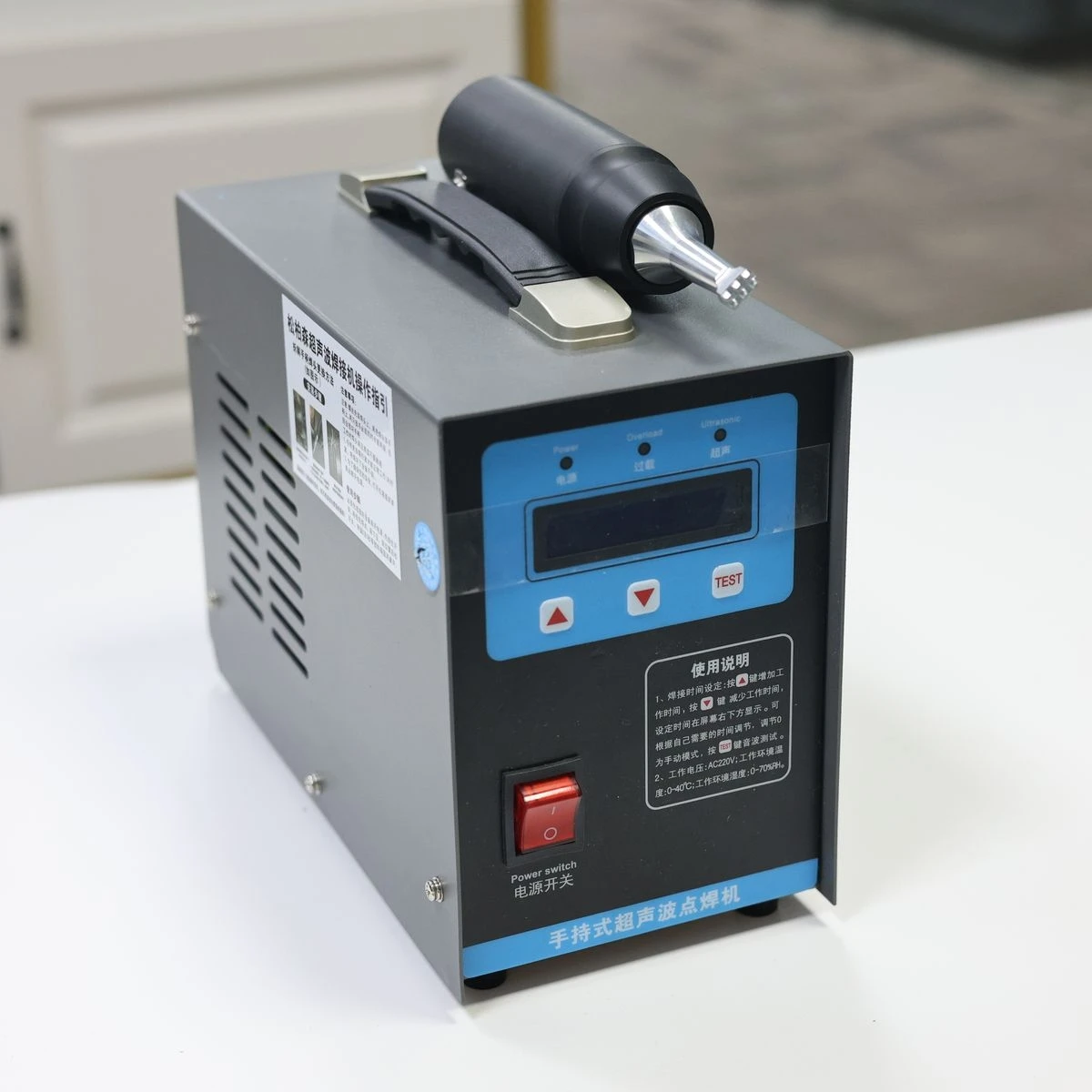 KL-2807 35KHZ 초음파 닭 분뇨 컨베이어 벨트 스폿 용접기, PP, PVC, ABS 초음파 스폿 용접기