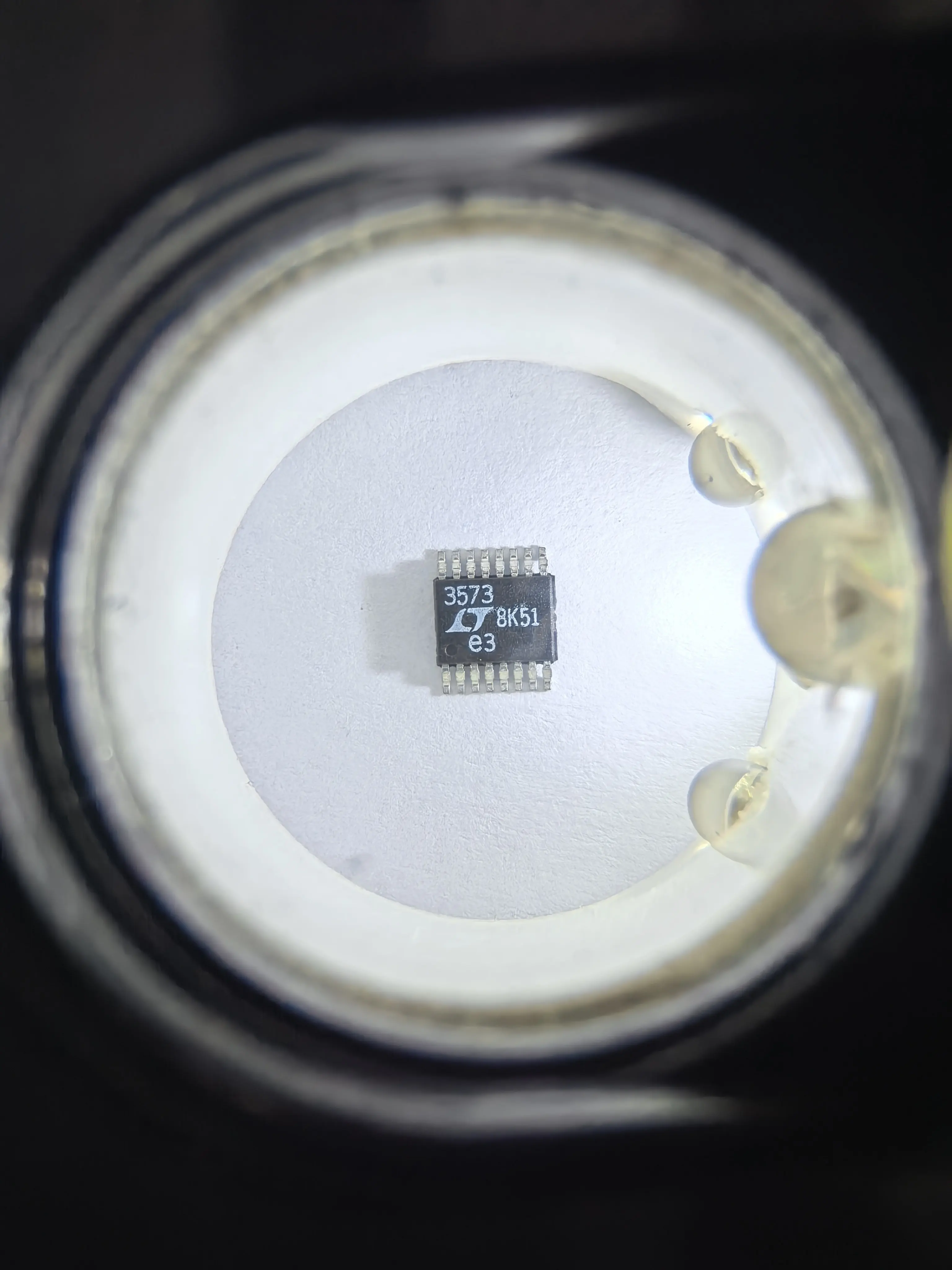 LT3573EMSE LT3573IMSE LT3573 - Isolated Flyback Converter without an Opto-Coupler