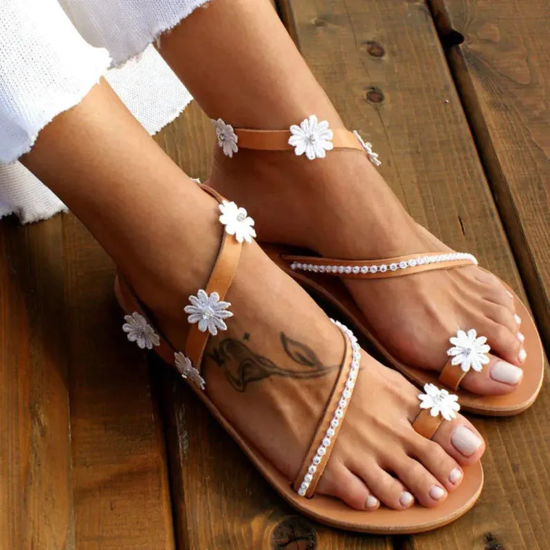 New White Lace Sandals Women Flip Flops Flat Sandals Women Bohemia Beach Shoes Women Plus Size Summer Fashion Women Shoes 2022