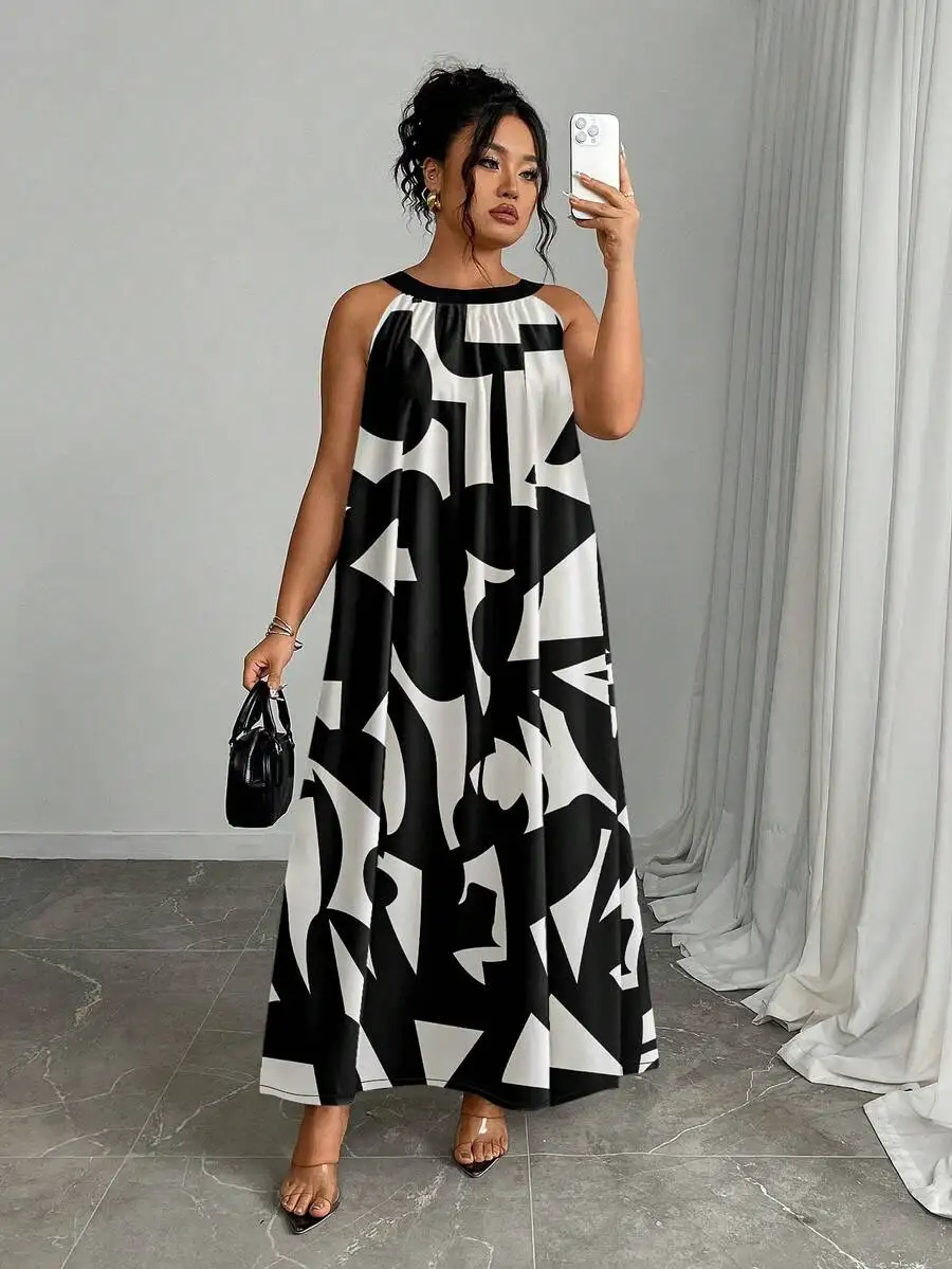 

Платье макси с вырезом халтер и абстрактным геометрическим принтом больших размеров