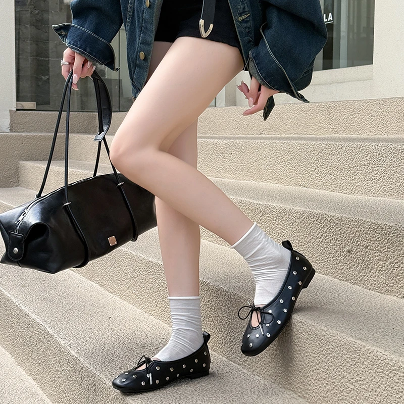 Retro Schwarze Nieten-Schleifen-Ballettschuhe für Damen, Einfarbige Flache Mary Jane Schuhe mit Flachem Absatz – Detail 6