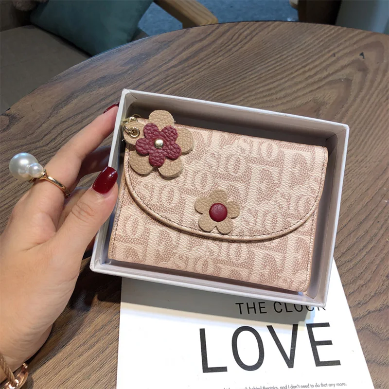 Lovely Genuine Leather Women Wallets With Flower Deco First Layer Of Cowhide Short Purse Letter Print Wallet Envelope Billfold