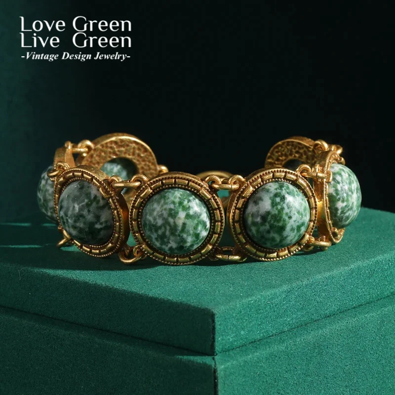 

Vintage Stone Bracelets Natural For Women Gold Color Round Green Ot Buckle Retro Pattern Antique Jewelry Luxury Gift Accessories