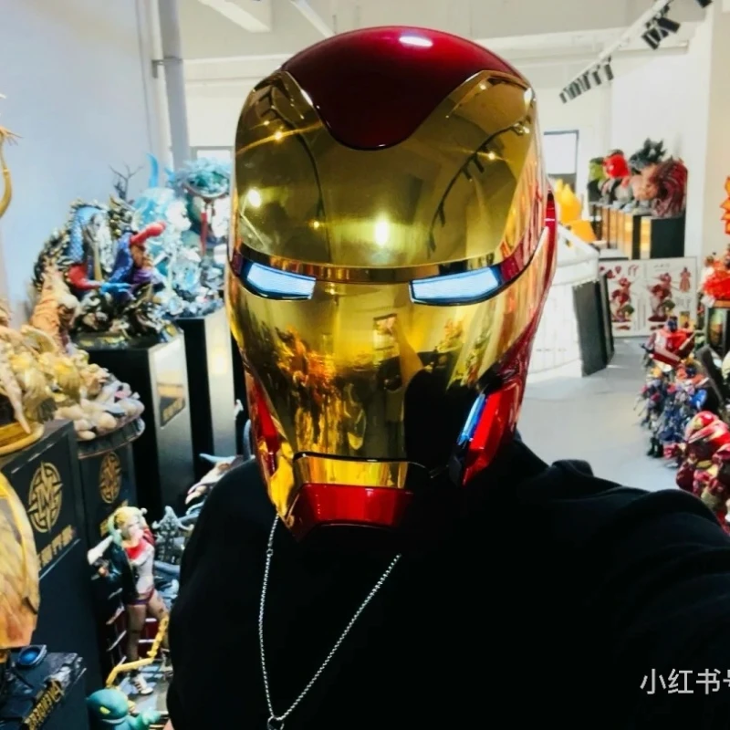 

Iron Man Mk50 Helmet Automatic 1:1 Machine Avengers Cosplay Electric Open Close English Voice Remote Control Toy Christmas Gift