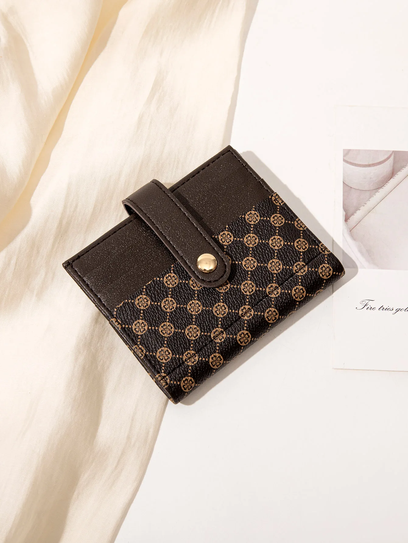 Luxury Classic Folding Wallet Small Lightweight Women\'s Wallet Retro Print Mini Card Holder Multi-function ID Card Coin Purse