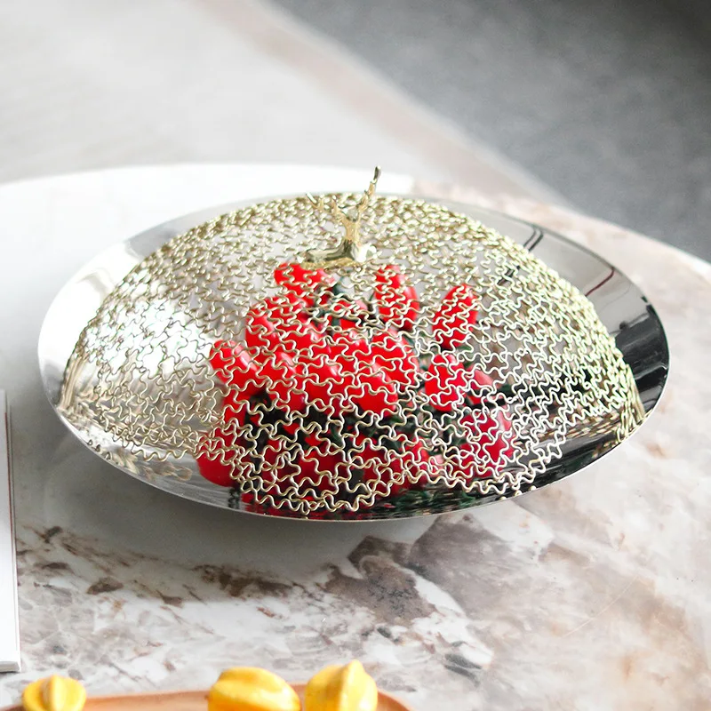 Creative metal openwork ciphertext grid lid fruit plate ornament French light luxury home living room snack fruit plate ornament