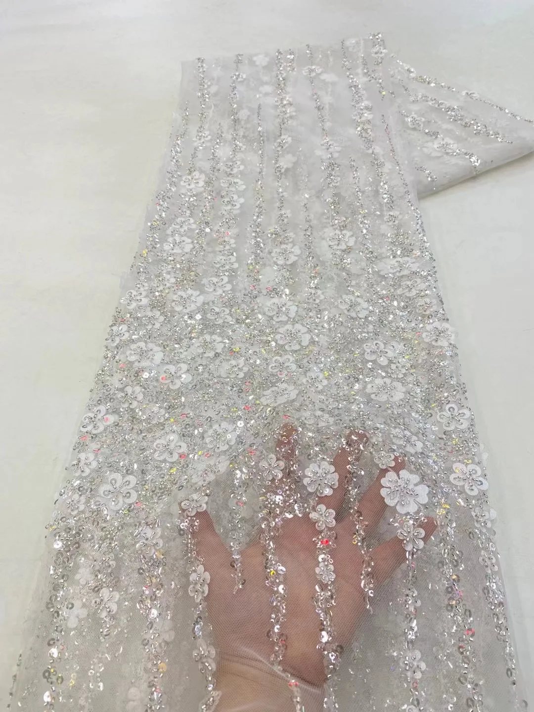 

African Sequins Beaded Lace Fabrics 2025 High Quality French Embroidery Beads Lace Fabric For Nigerian Wedding Sewing