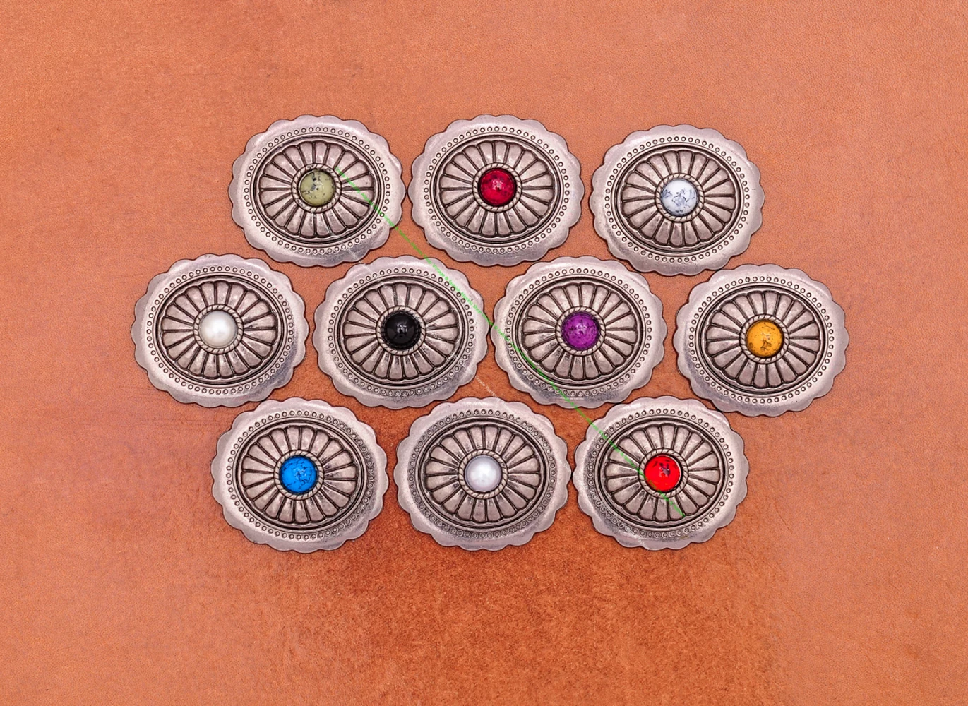 

DW2416 10Pcs Antique Silver South Indian Sun Flower Leathercraft Belt Saddle Headstall Chaps Oval Turquoise Conchos Screwback