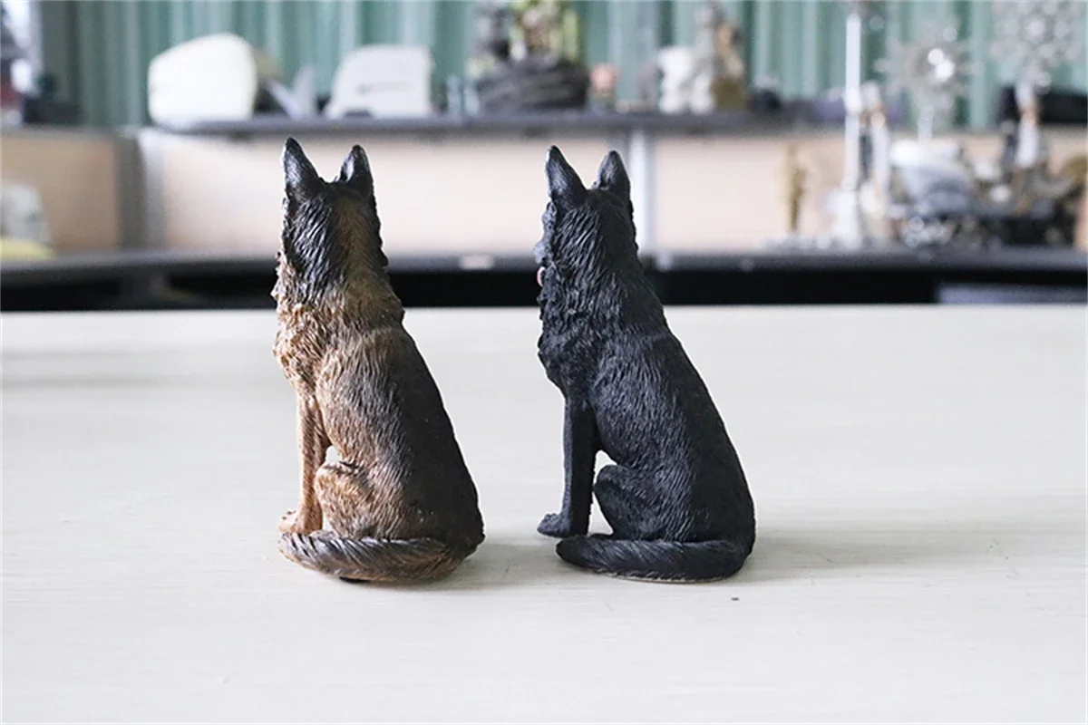 JJM Kleine Deutsch Schäferhund Pet Figur Tier Auto Dekoration Modell Spielzeug Geschenk Handwerk Souvenirs Decor Fahrzeug Simulation Kunst