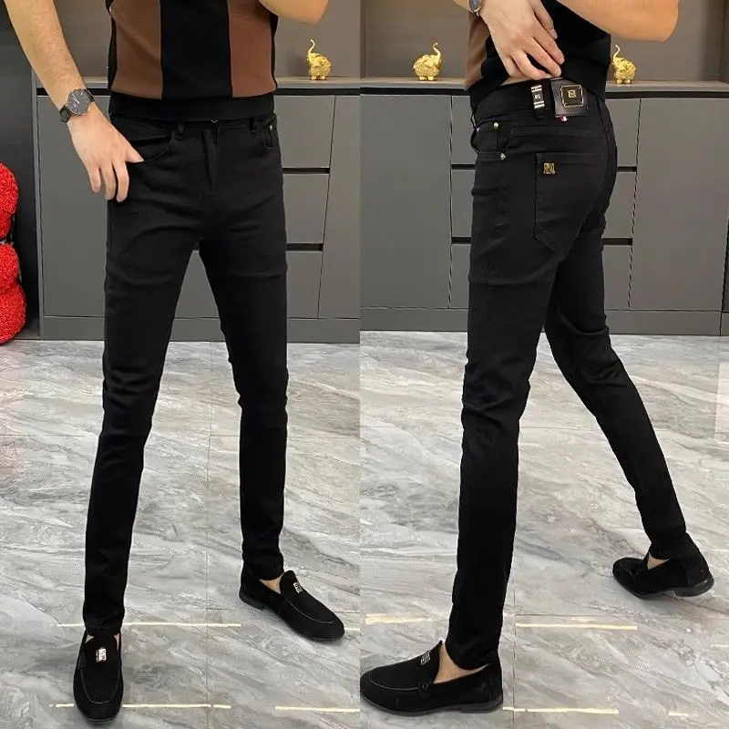 Thumbnail 2 - #74 Elastic Boots Comparison Guide
