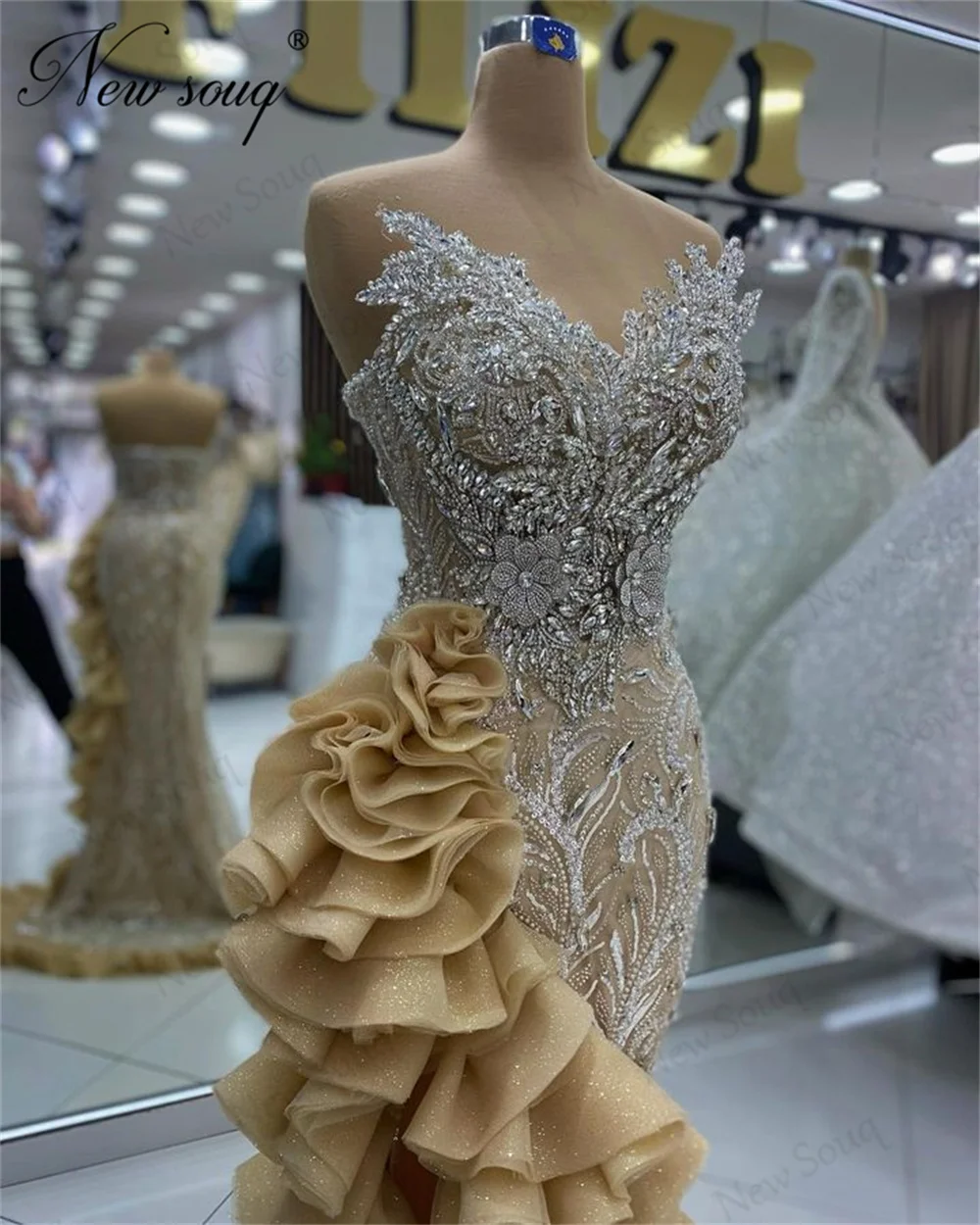 Tiered Split Side Beading Vestidos De Noite, Vestidos De Celebridade De Luxo, Coutures Dubai, Festa De Casal, Champagne