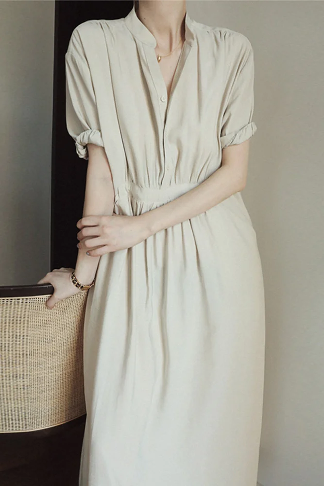 

Minimally Designed Dress For Women In The Summer Of 2025, Featuring a Slimming And Slimming Style With a Short Sleeved Skirt