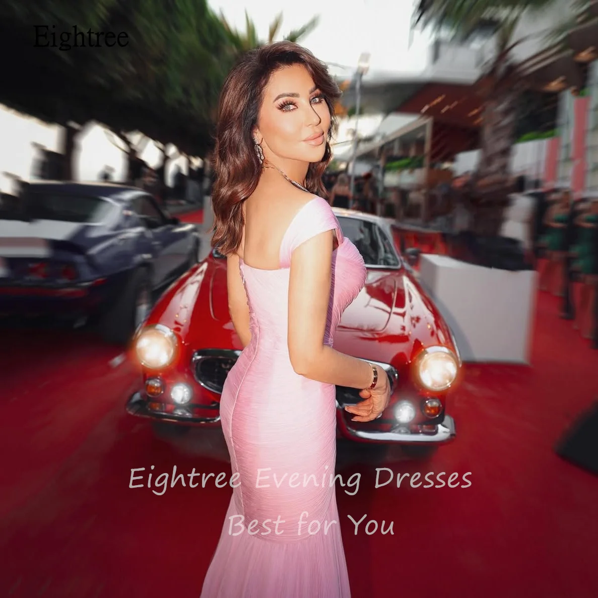 فساتين سهرة Eightree أنيقة بحورية البحر باللون الوردي قبالة الكتف فستان حفلات مطوي بطول الأرض فساتين حفلات رسمية مخصصة