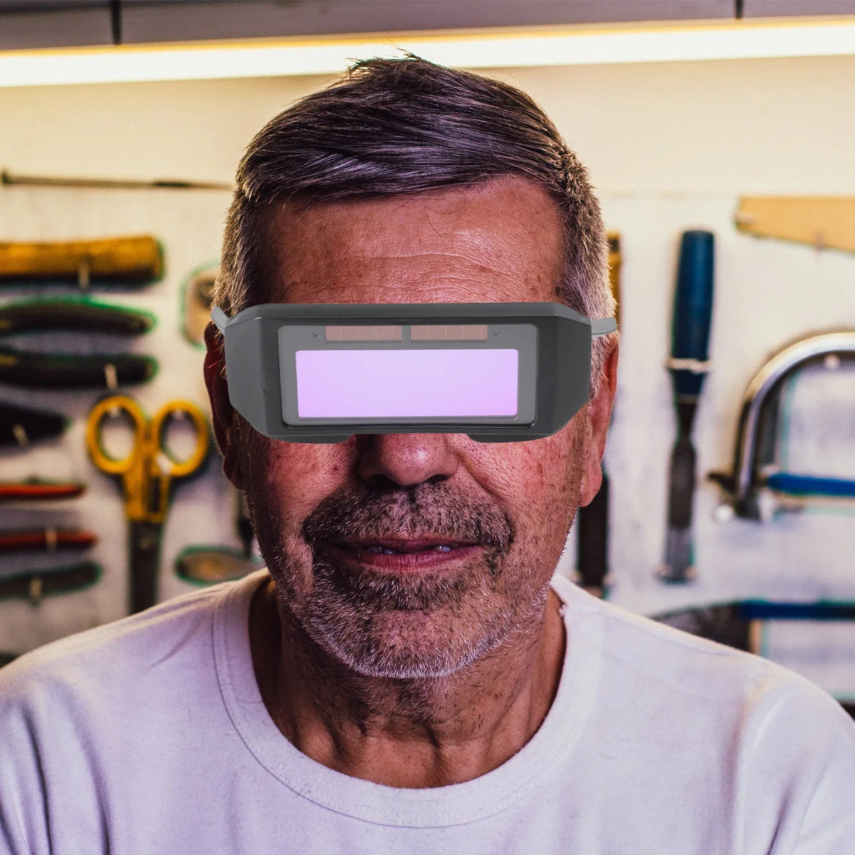 Solar Powered Auto Darkening Goggle Black Adjustable Shade Anti-Uv Infrared Protection Safety Goggles For Welding Helmets