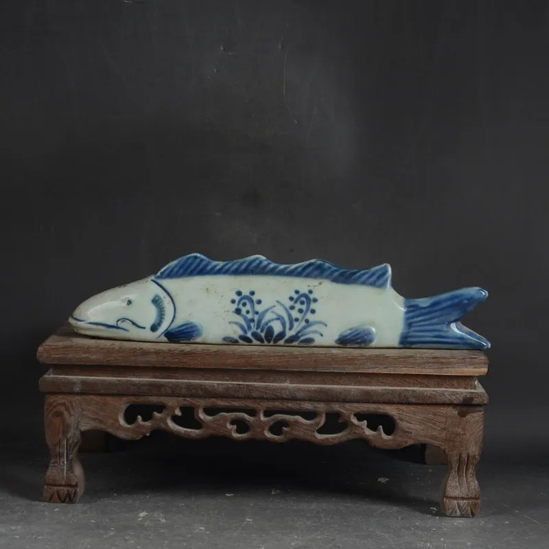 Antique Collection Jingdezhen Porcelain Blue and White Fish shaped Pen Holder Stationery Supplies Home Study Desk Decoration