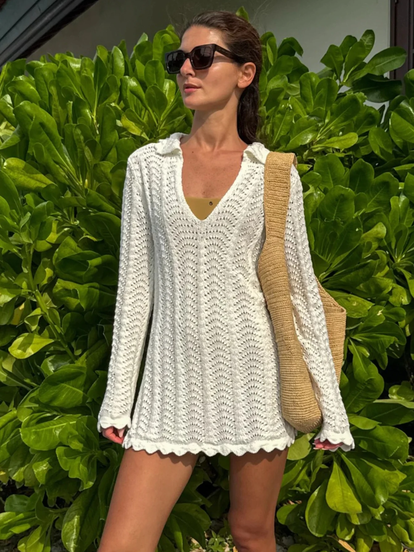 

Сексуальное пляжное мини-платье с вырезами и свободным кроем, вязаное, лето 2026, женское, с V-образным вырезом, длинными рукавами, в стиле бохо, волнистое, в полоску, туника-накидка для купальника C193