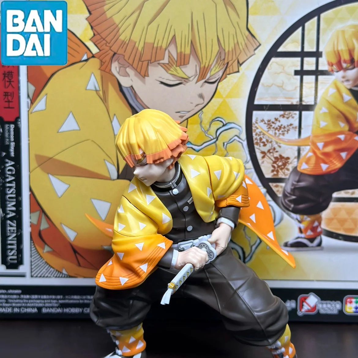 

Bandai Figure Demon Slayer Anime Figures Agatsuma Zenitsu Collection Model Toy Anime Action Figure Toys Boys Children'S Gifts