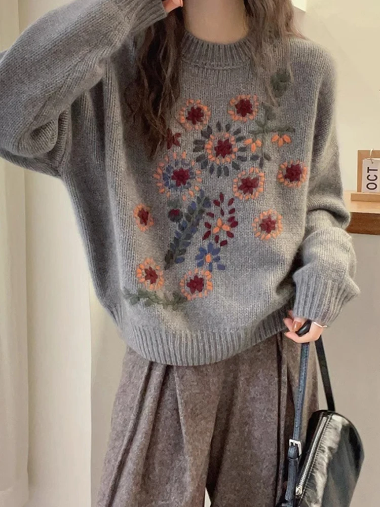 

Ele Long Sve Knitted Sweater Women's Faion Embroidery Heavy Embroidery Warm Versatile Autumn Winter Slimming Top