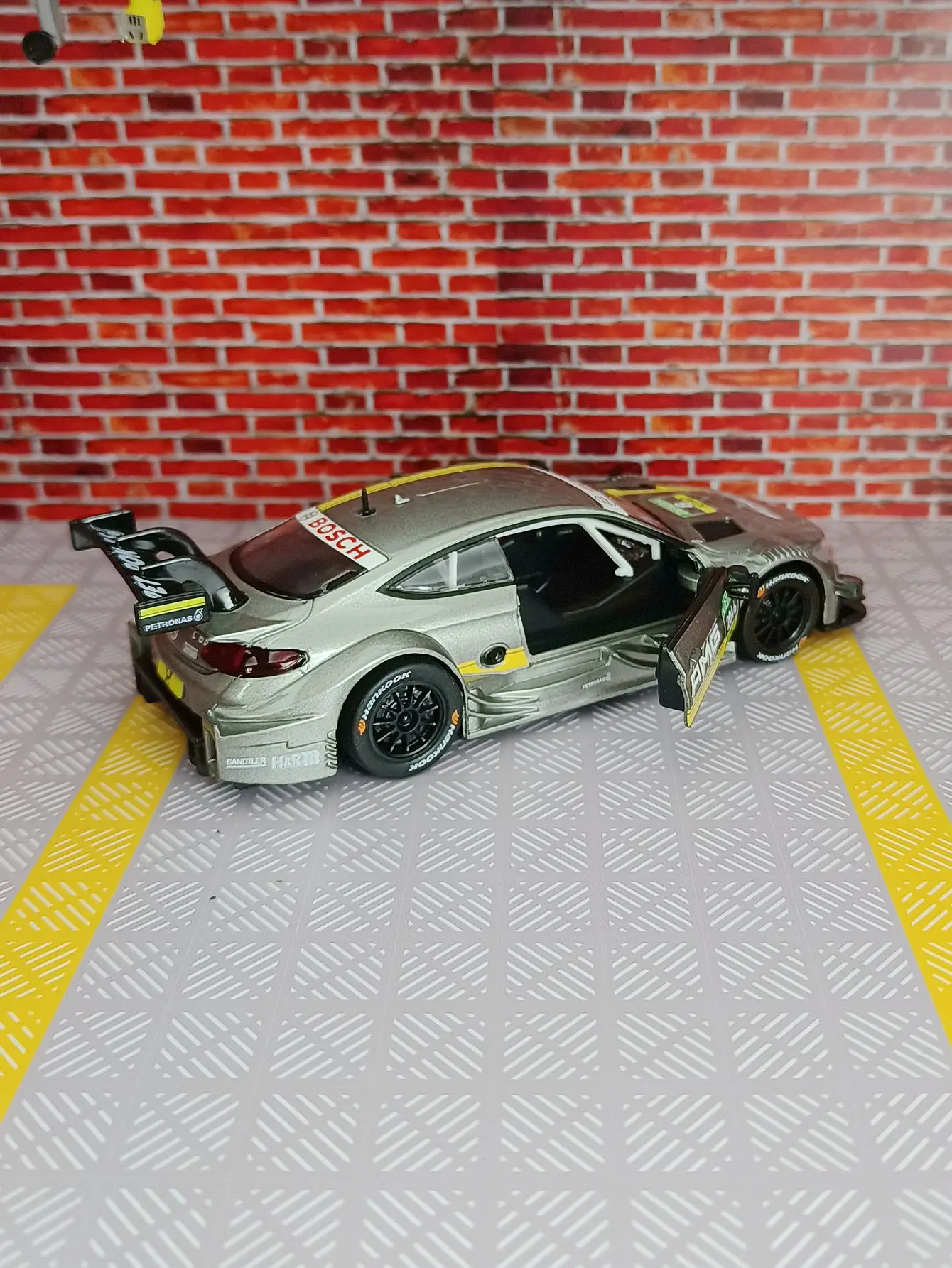 1:32 Mercedes-benz AMG C63 DTM Rally Car Alloy Model Car Toy Diecasts Casting Sound and Light Car Toys For Children Vehicle