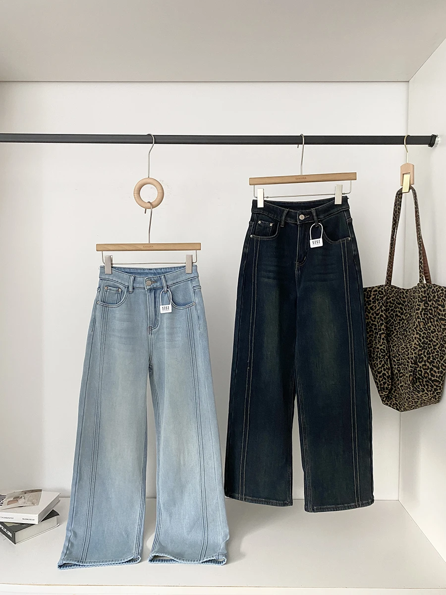 

Winter 2025 High Waist Thickened Straight Leg Jeans Women's Commuter Chic Retro Style Washed Denim Casual High Waist Jeans