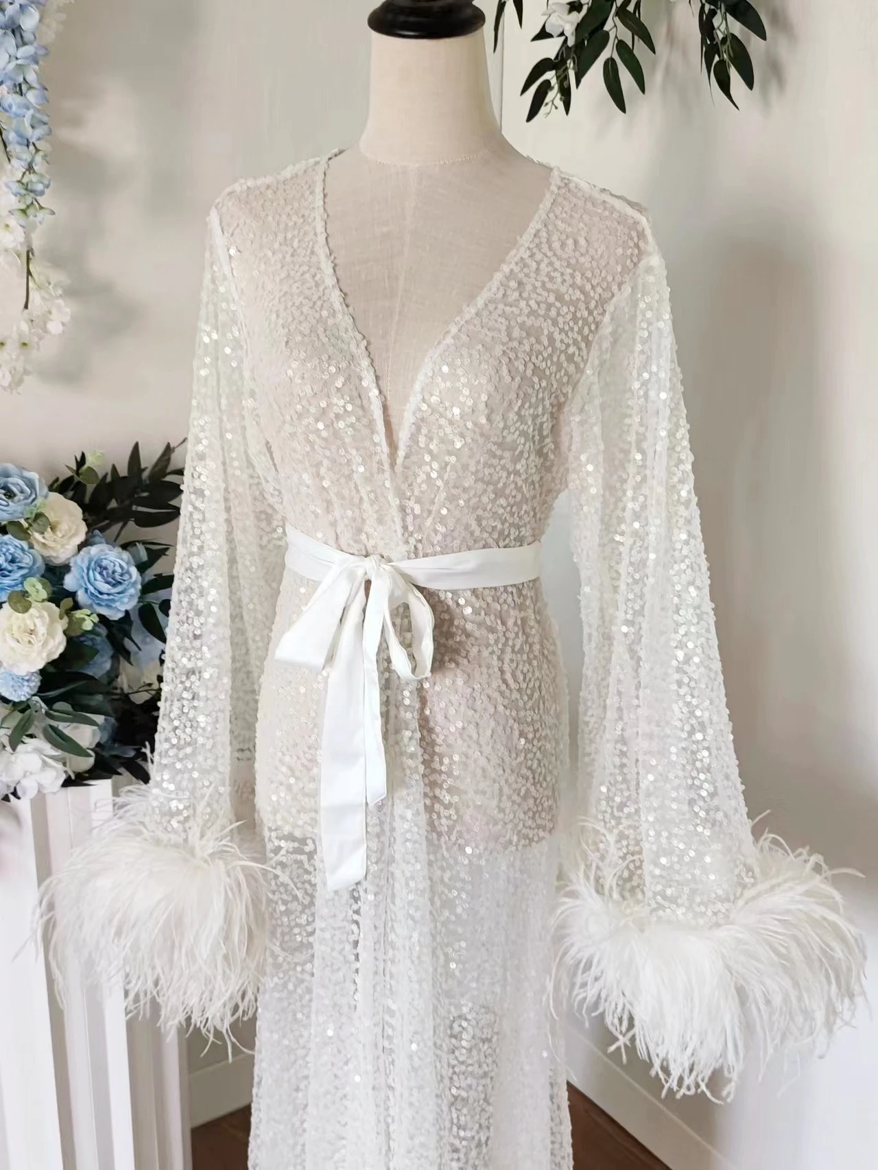 Luxury Rhinestone Feather Sequin Robe Floor Length White Bridal Robe with Max Feather Sleeve Beads Shawl Collar Bridal Wedding