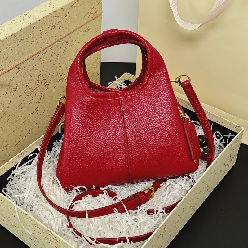 

2026 new handbag wrist women's bag casual retro single shoulder diagonal cross bag